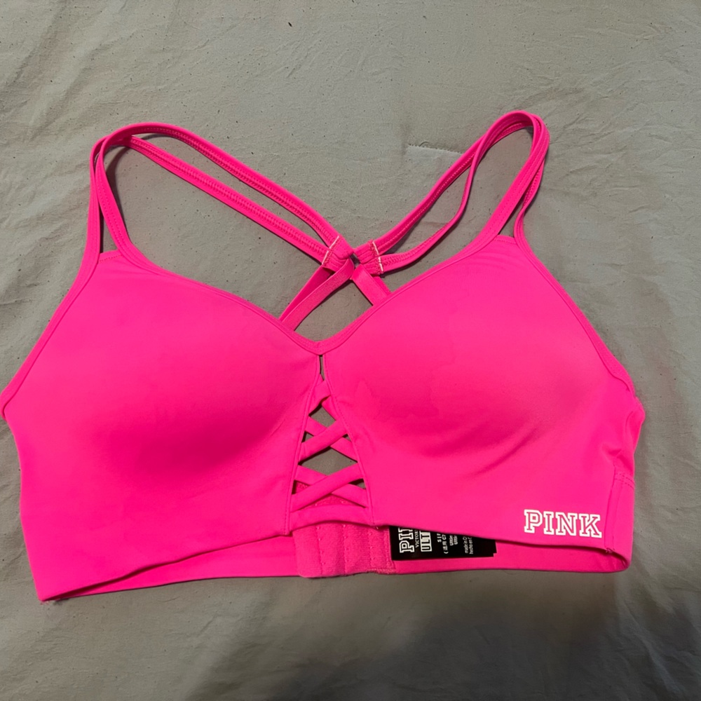 NEW Victoria’s Secret PINK Sports Bra